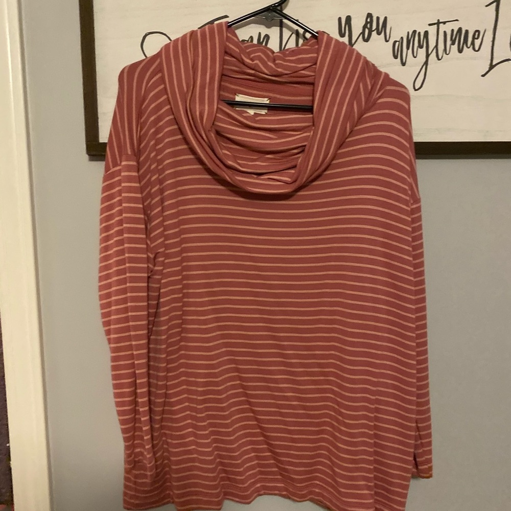 Lou & Grey crowl neck